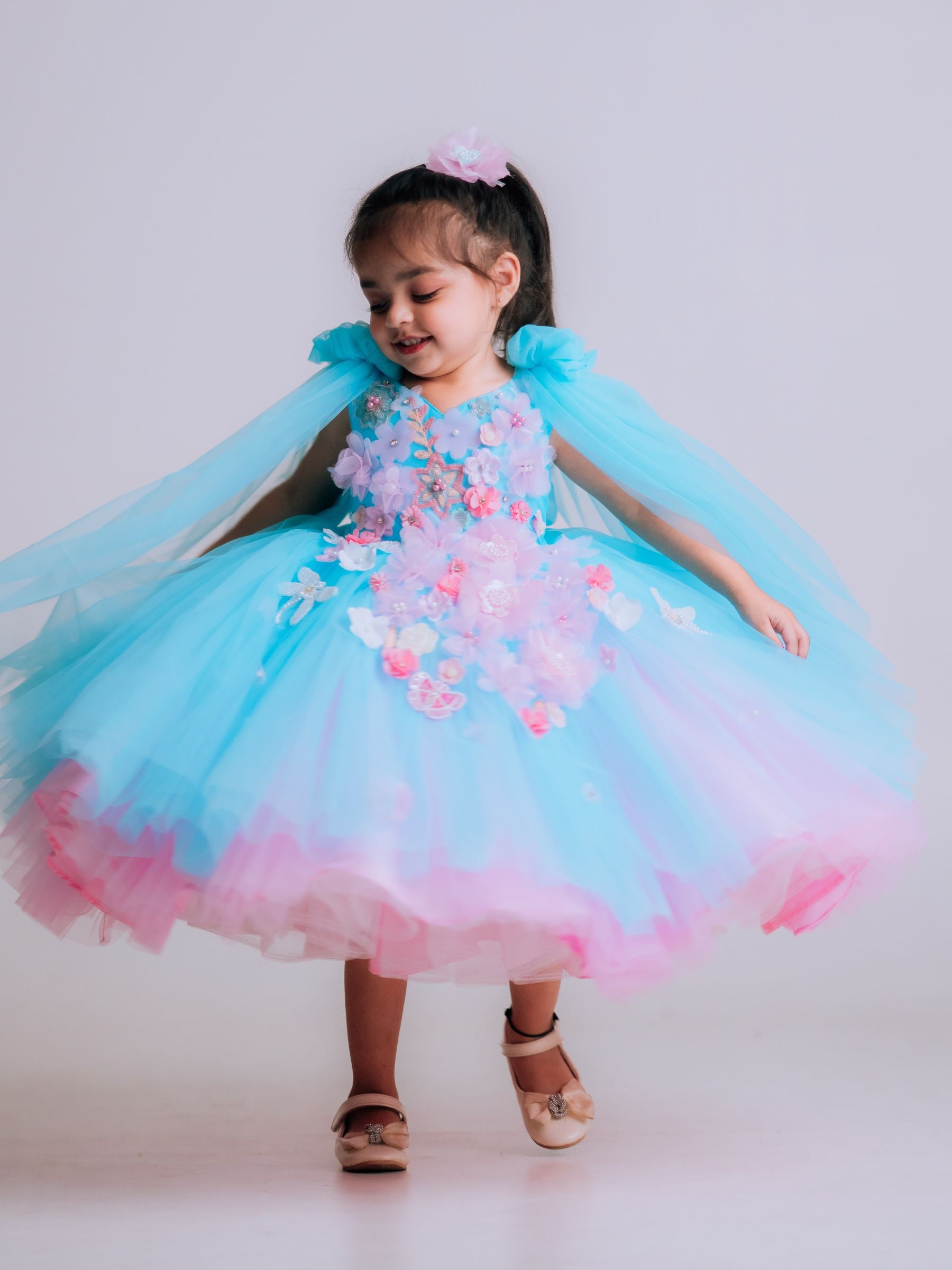 PINK AND BLUE FLORAL HALF LENGTH GOWN