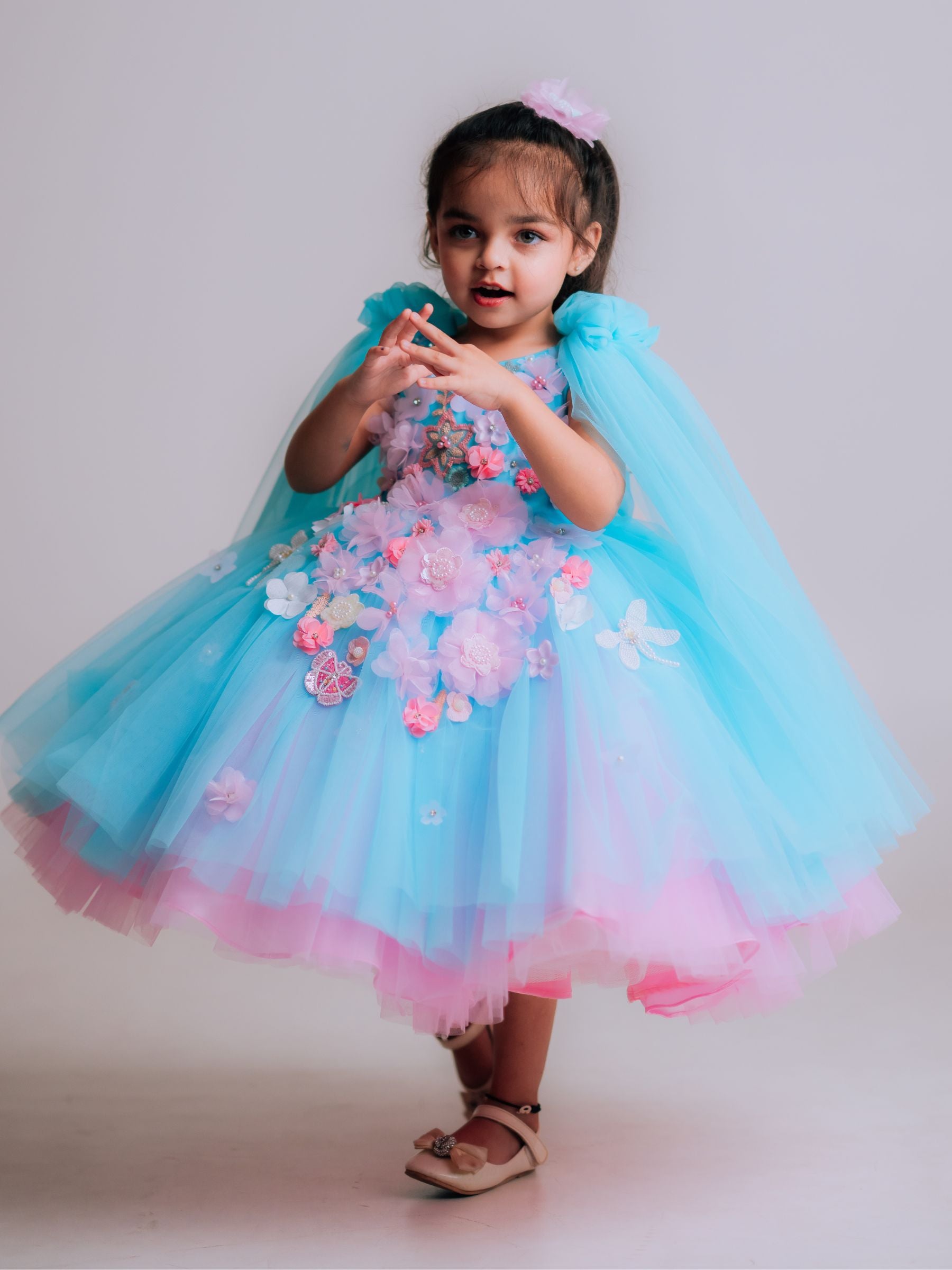 PINK AND BLUE FLORAL HALF LENGTH GOWN