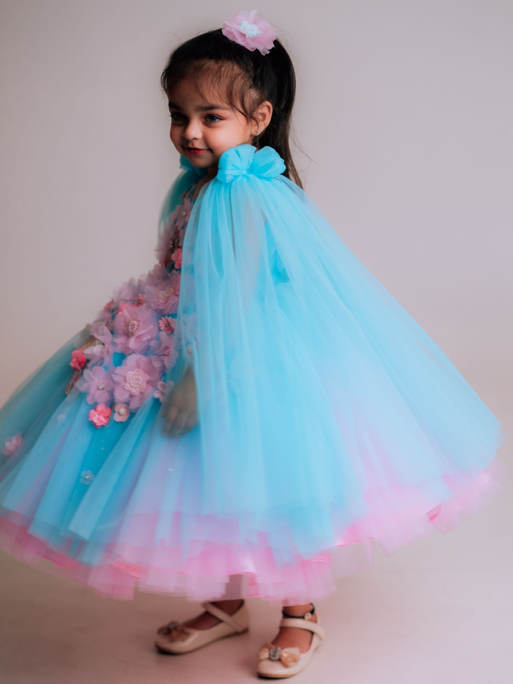 PINK AND BLUE FLORAL HALF LENGTH GOWN