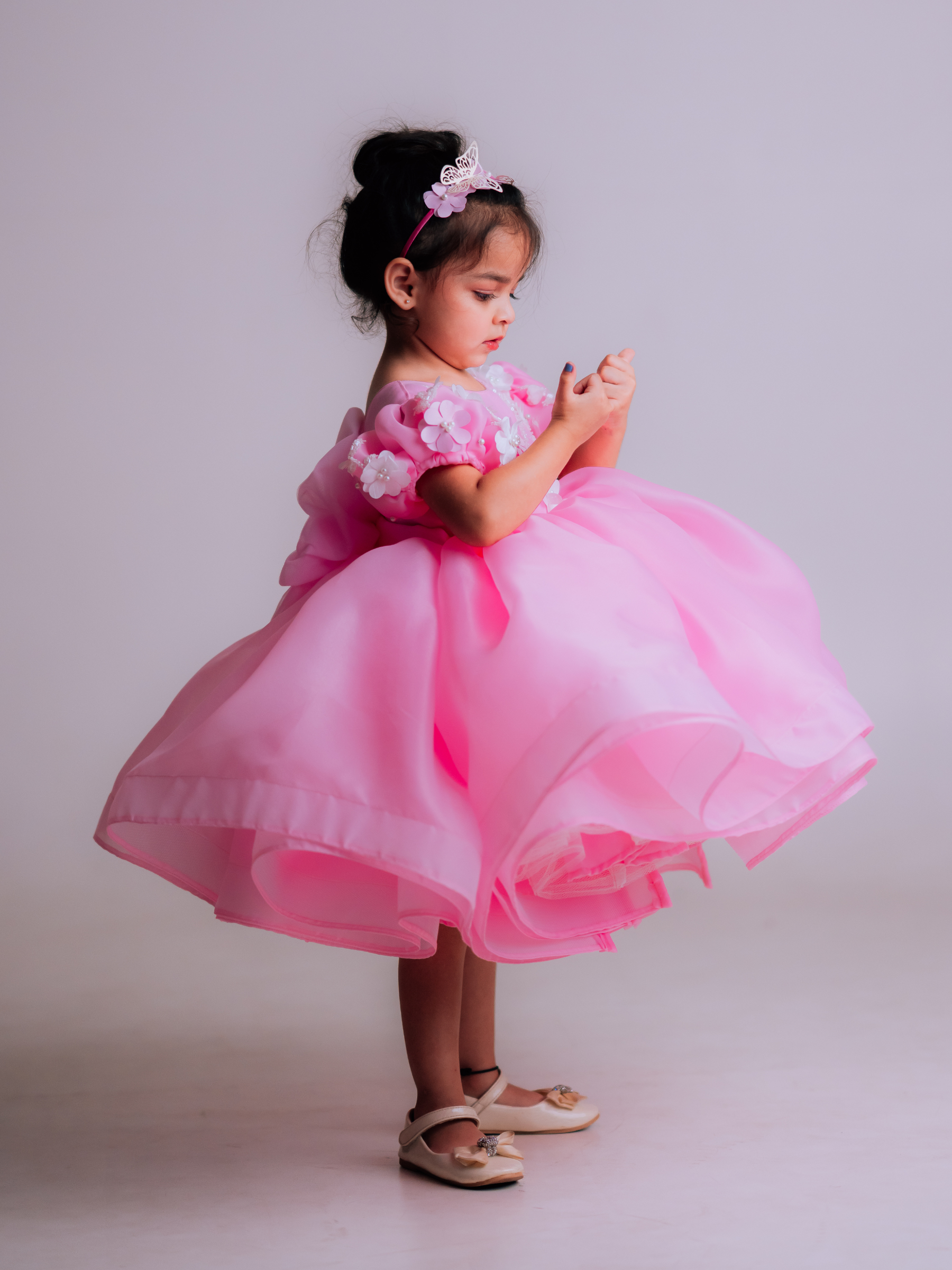 Fluffy Organza knee Length Gown