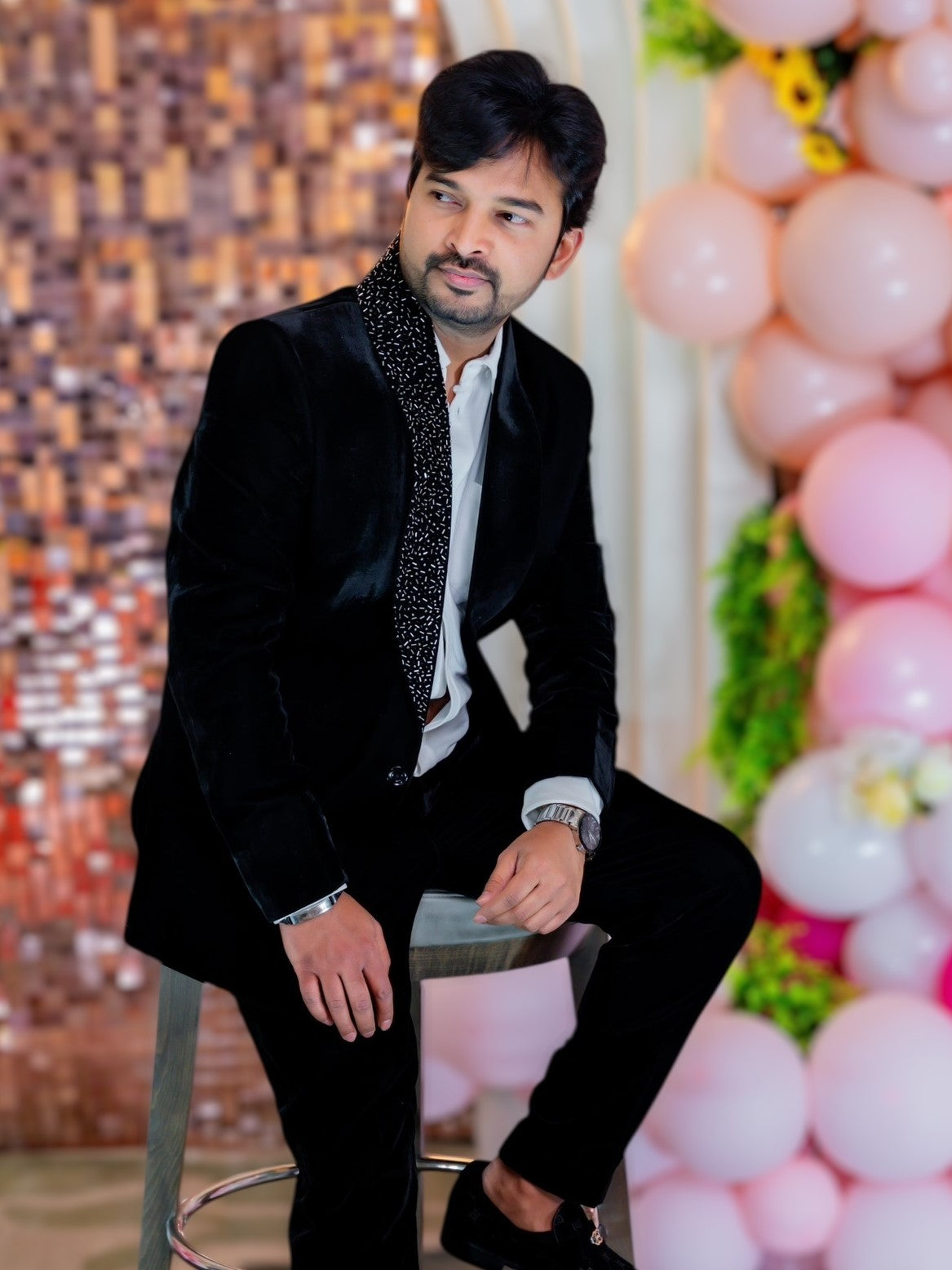 Sovereign Crown Noir Luxe Velvet Prestige Evening Blazer