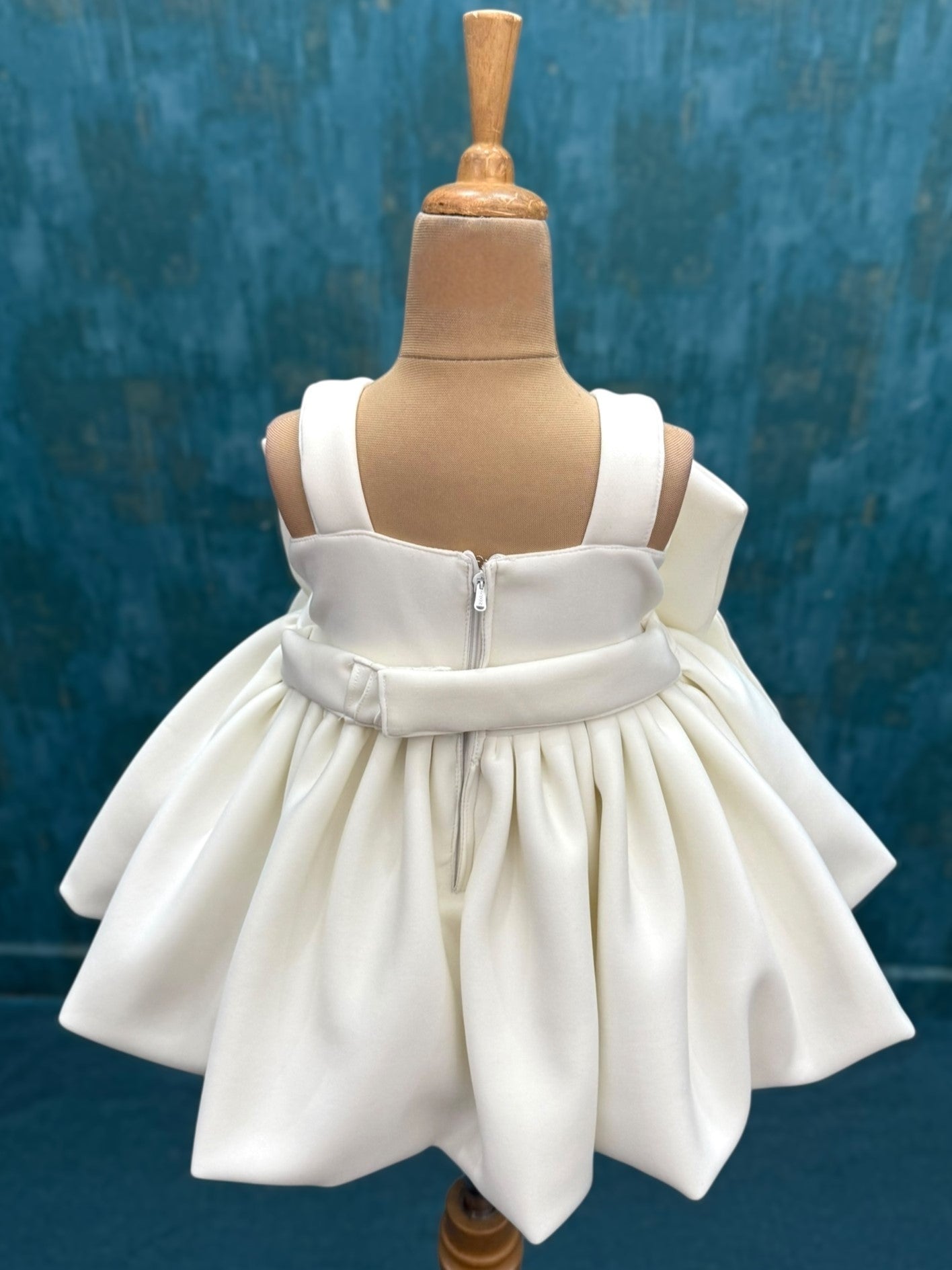 Eternal White Rose Elegance Dress