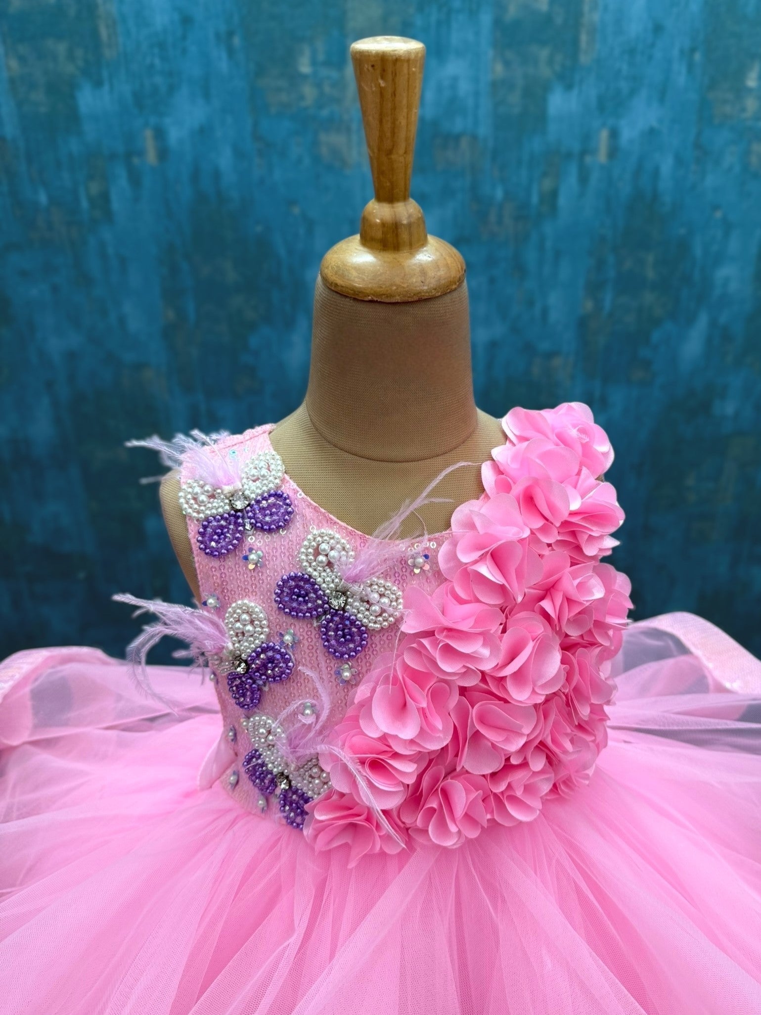 pink Butterfly sequence ruffle ball Gown with embossing flowers