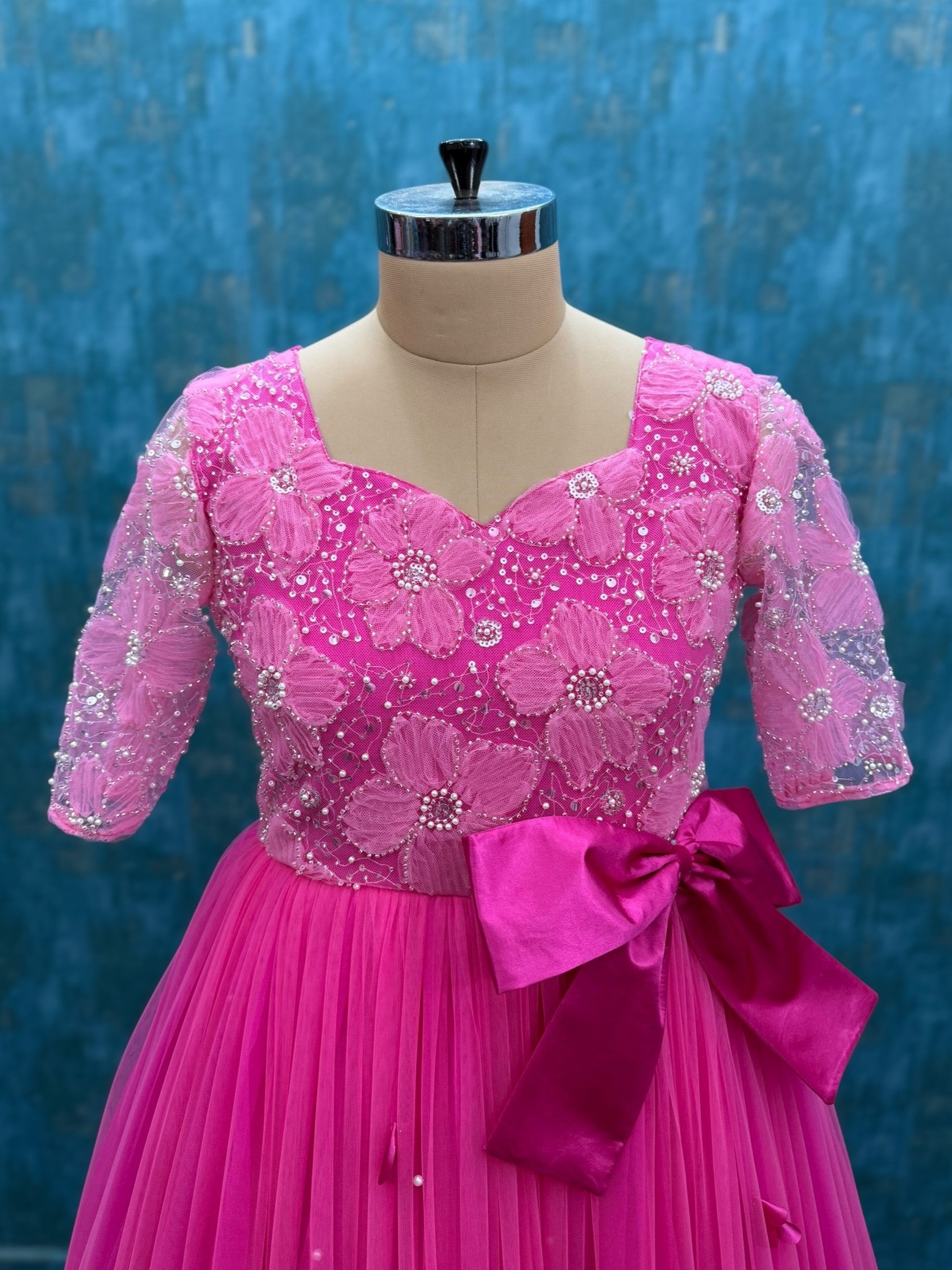 3D floral gown with detachable bow