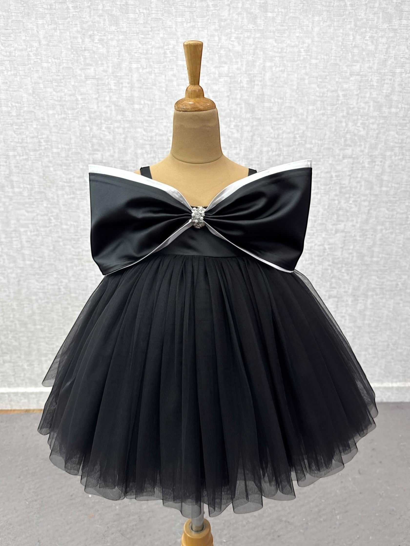 Black Twilight Bow Ball Dress