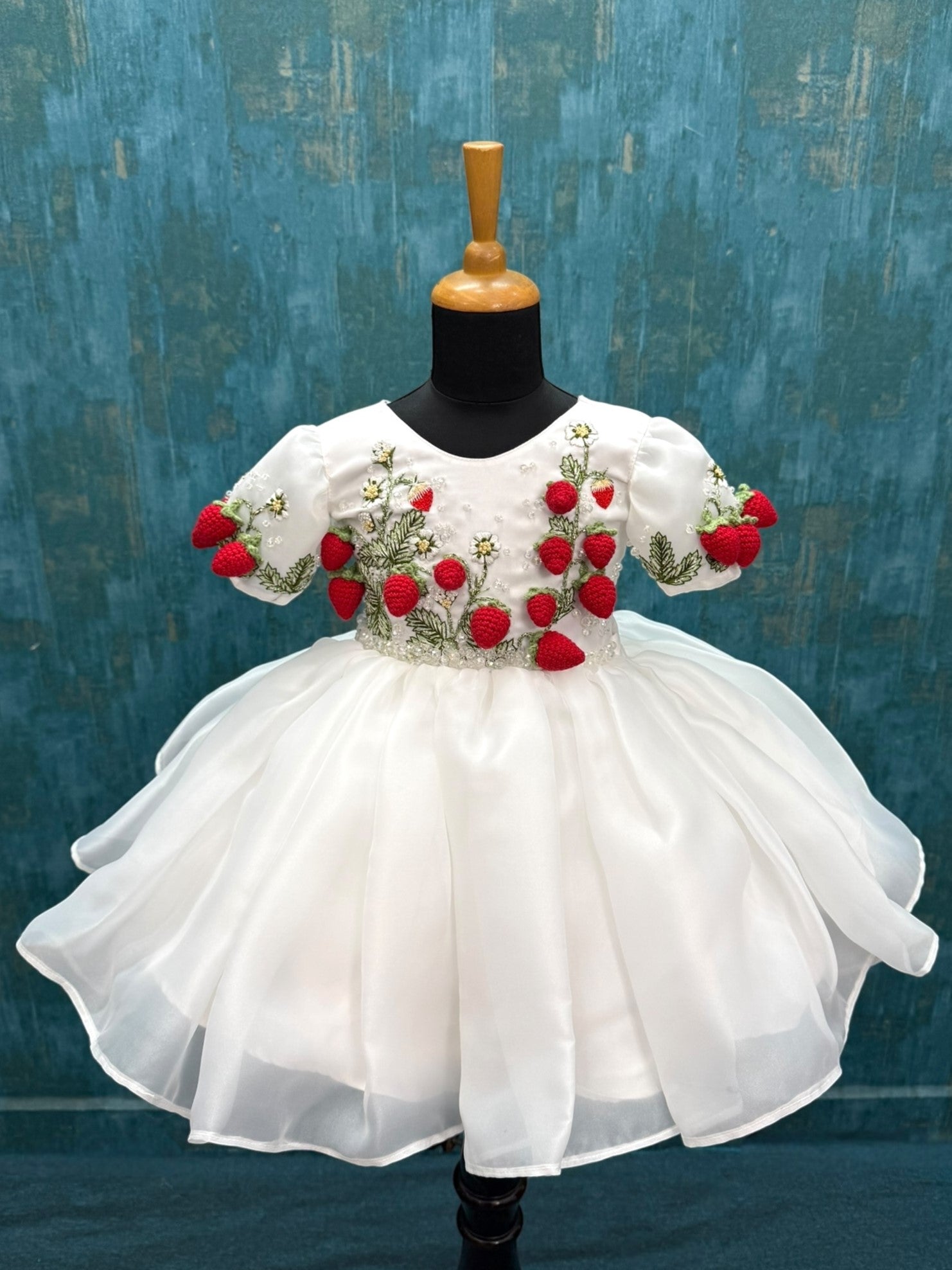 white 5D Élite Strawberry Garden organza Dress