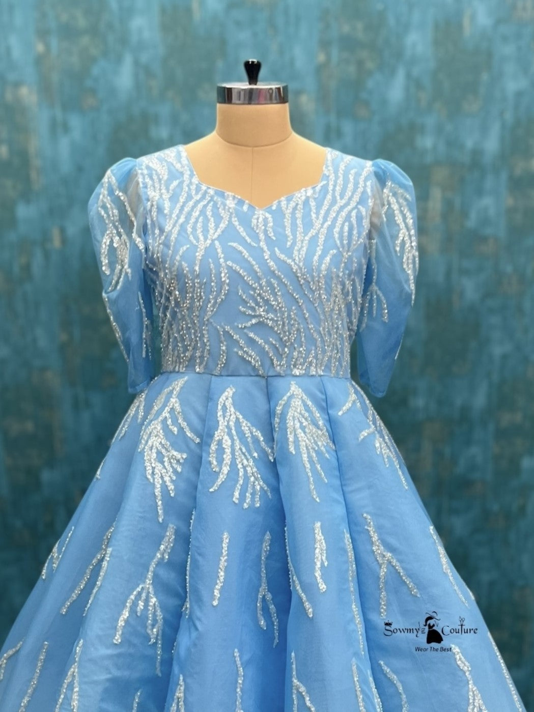 Ice Bloom Azure Crystal-Vine Hand-Worked Fairy-Tale Princess Gown