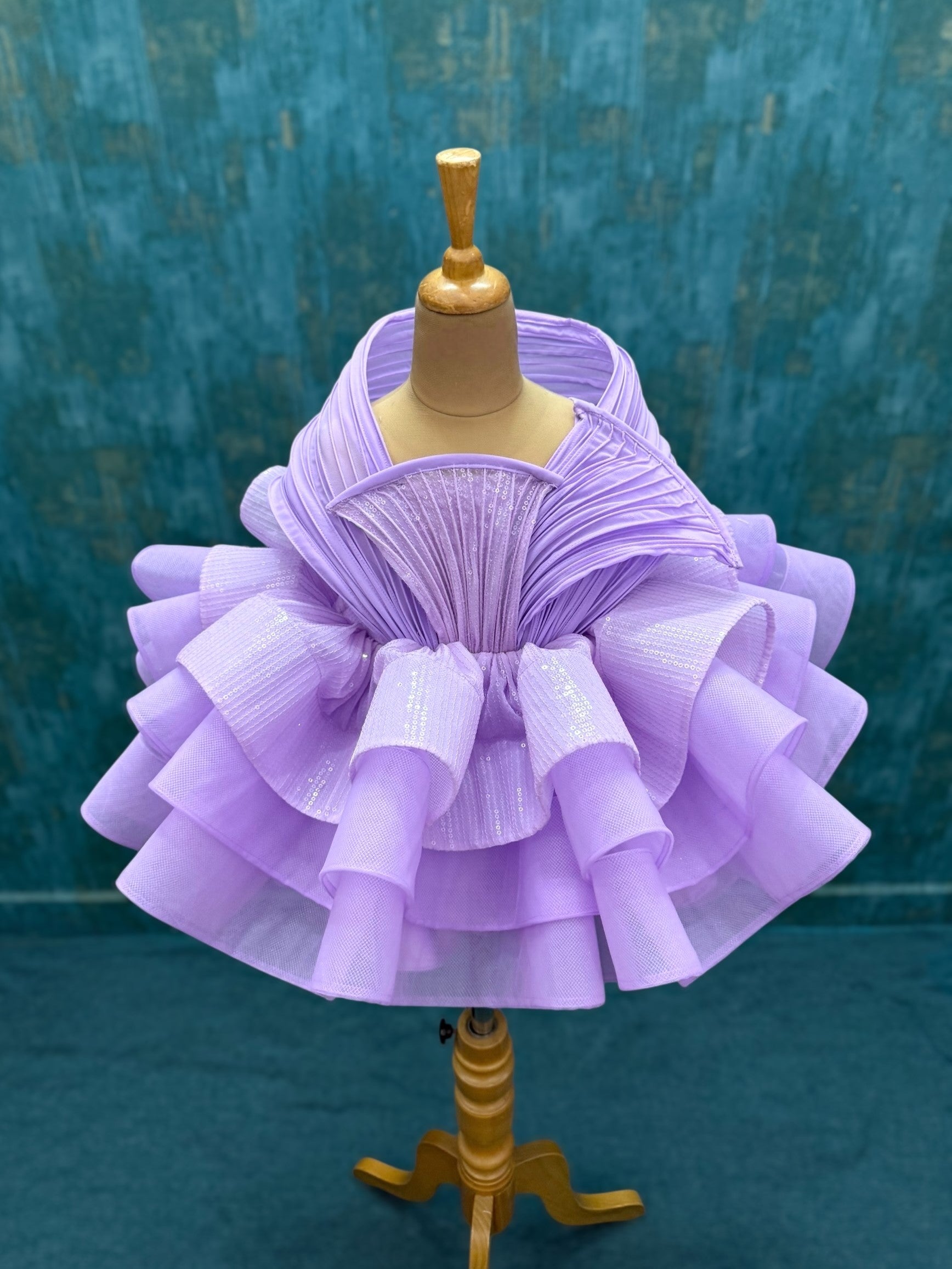 LILAC SEQUIN LAYER GOWN WITH STRUCTURE TOP