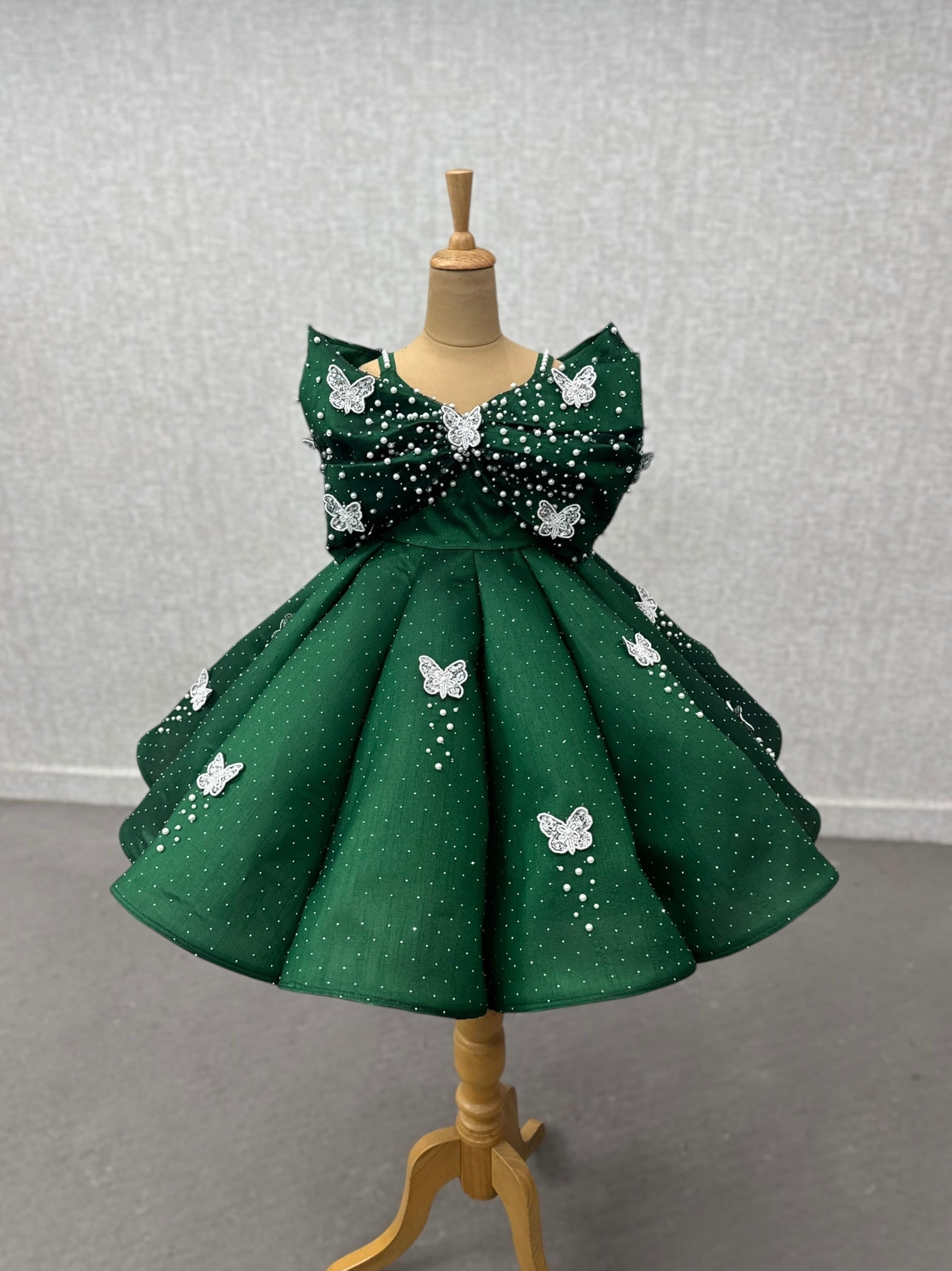 Royal Green Butterfly Pearl-Studded Silk-Textured Party Princess Ball Gown