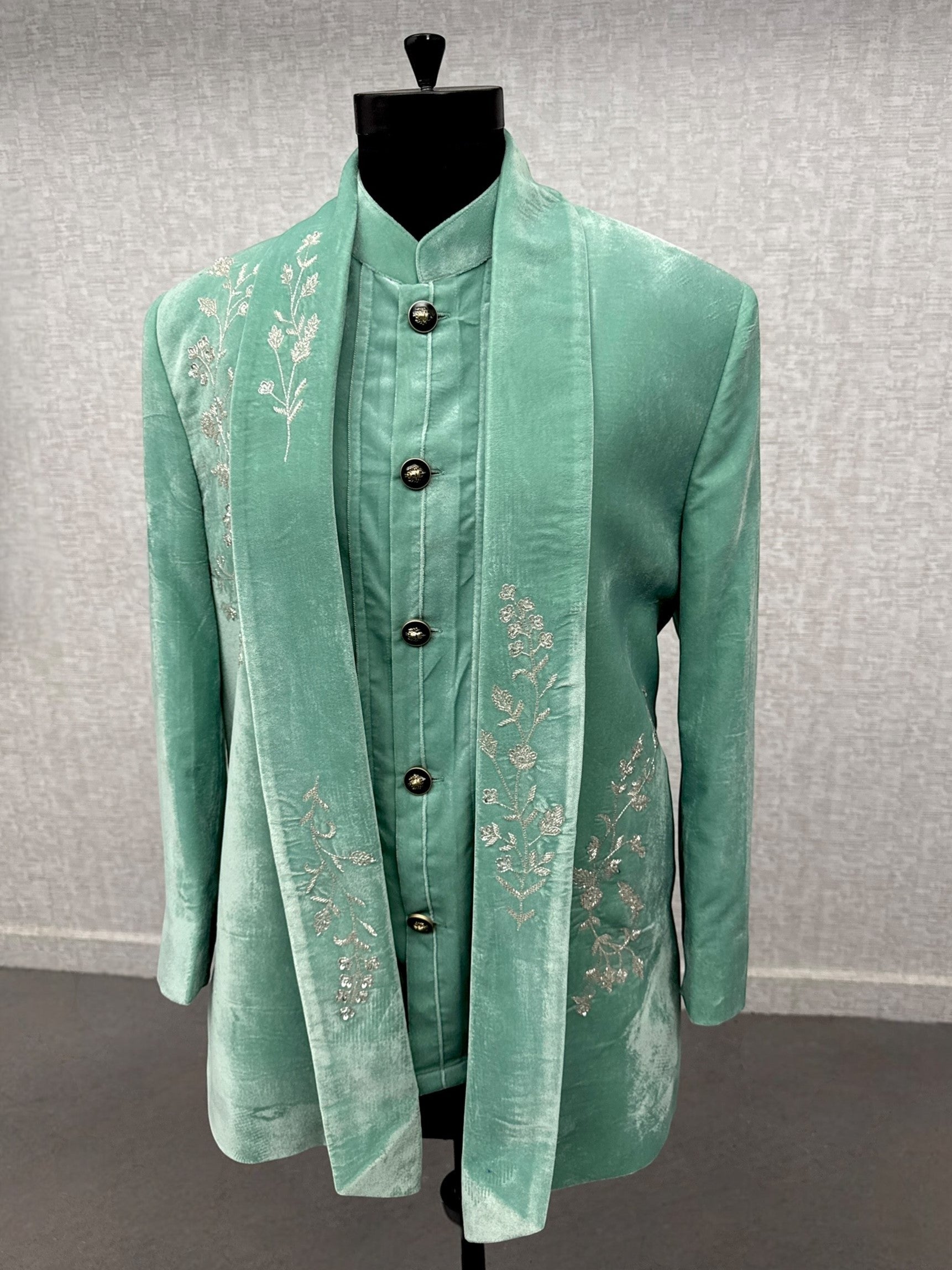 Crown of Mint Majesty - King Edition- Comes with pleated Shirt and Pant