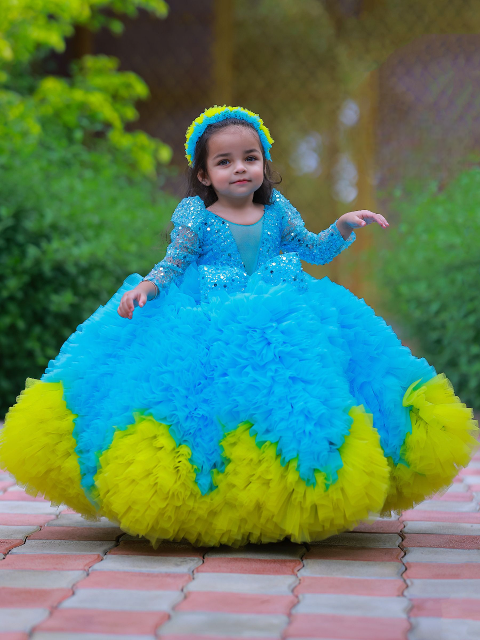 Cloudy blue Ball gown with sequin top