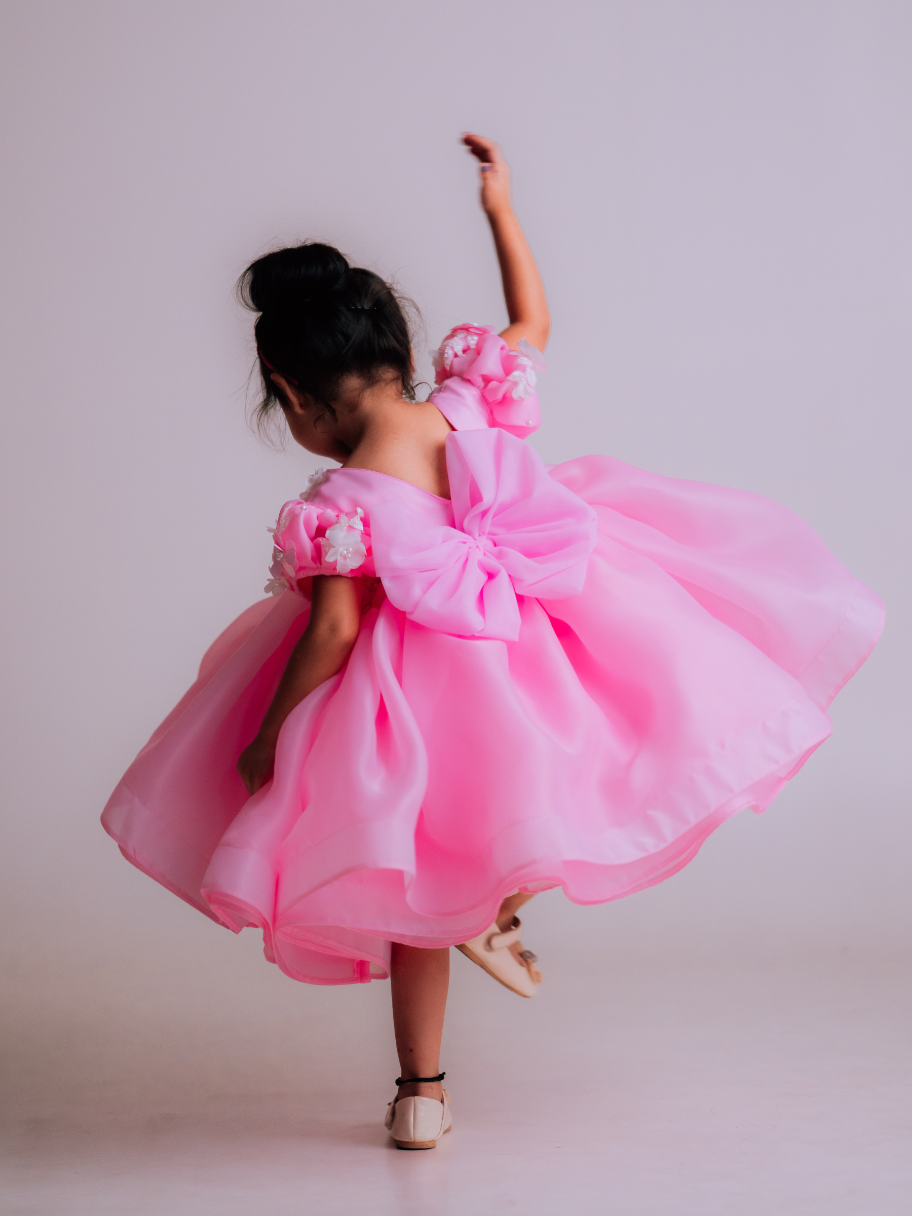 Fluffy Organza knee Length Gown