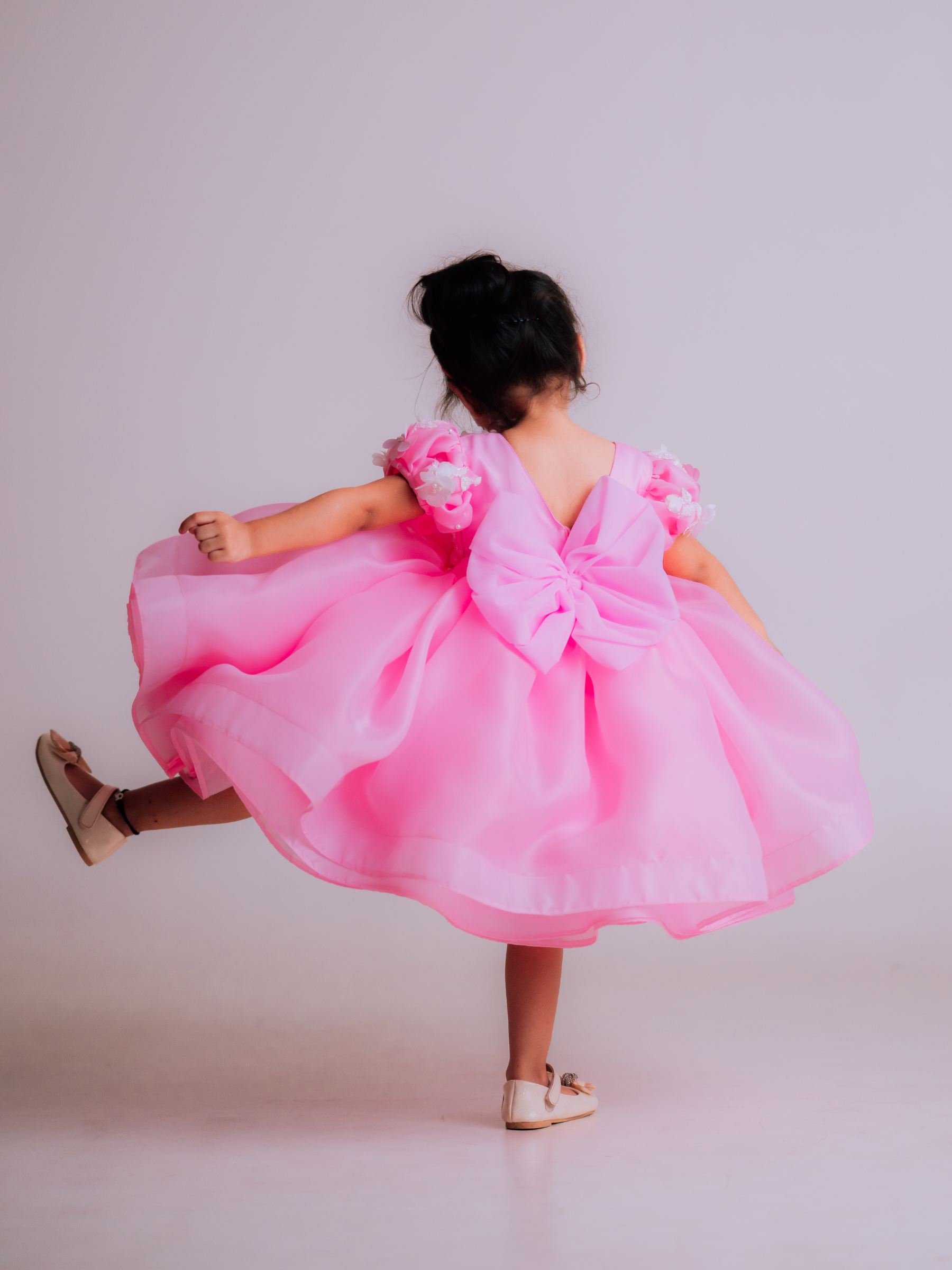 Fluffy Organza knee Length Gown