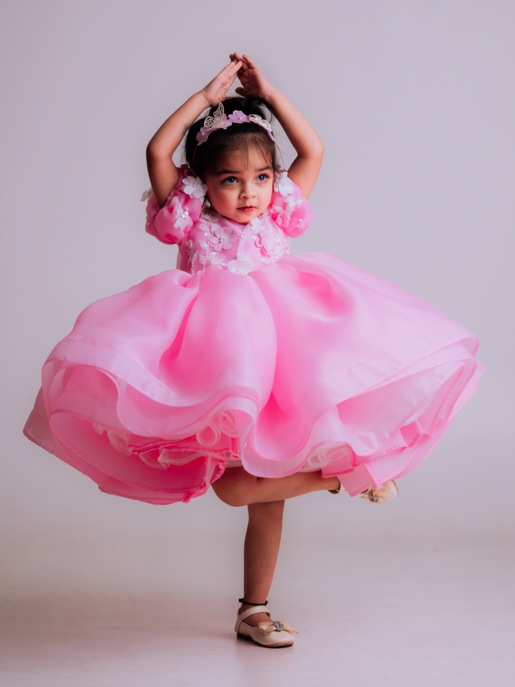 Fluffy Organza knee Length Gown