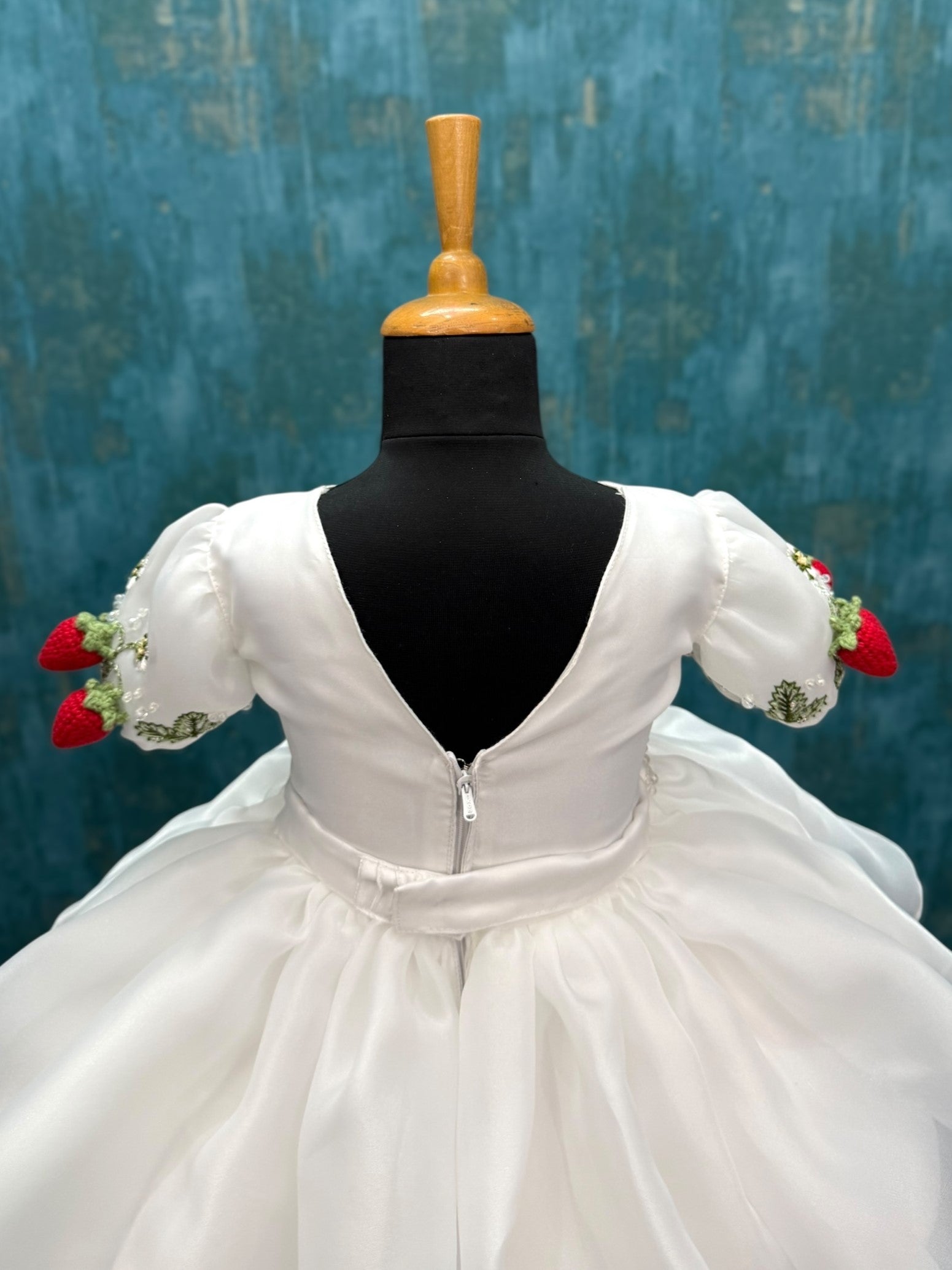 white 5D Élite Strawberry Garden organza Dress