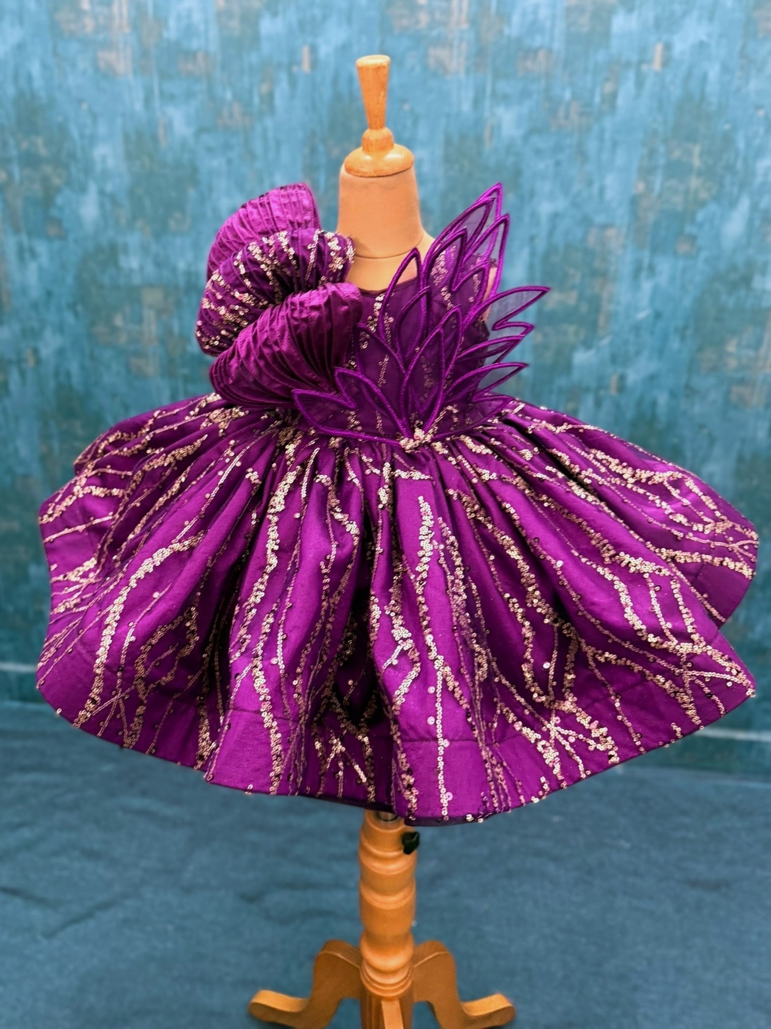 Royal purple Mini Gown with embossing bow top and petals