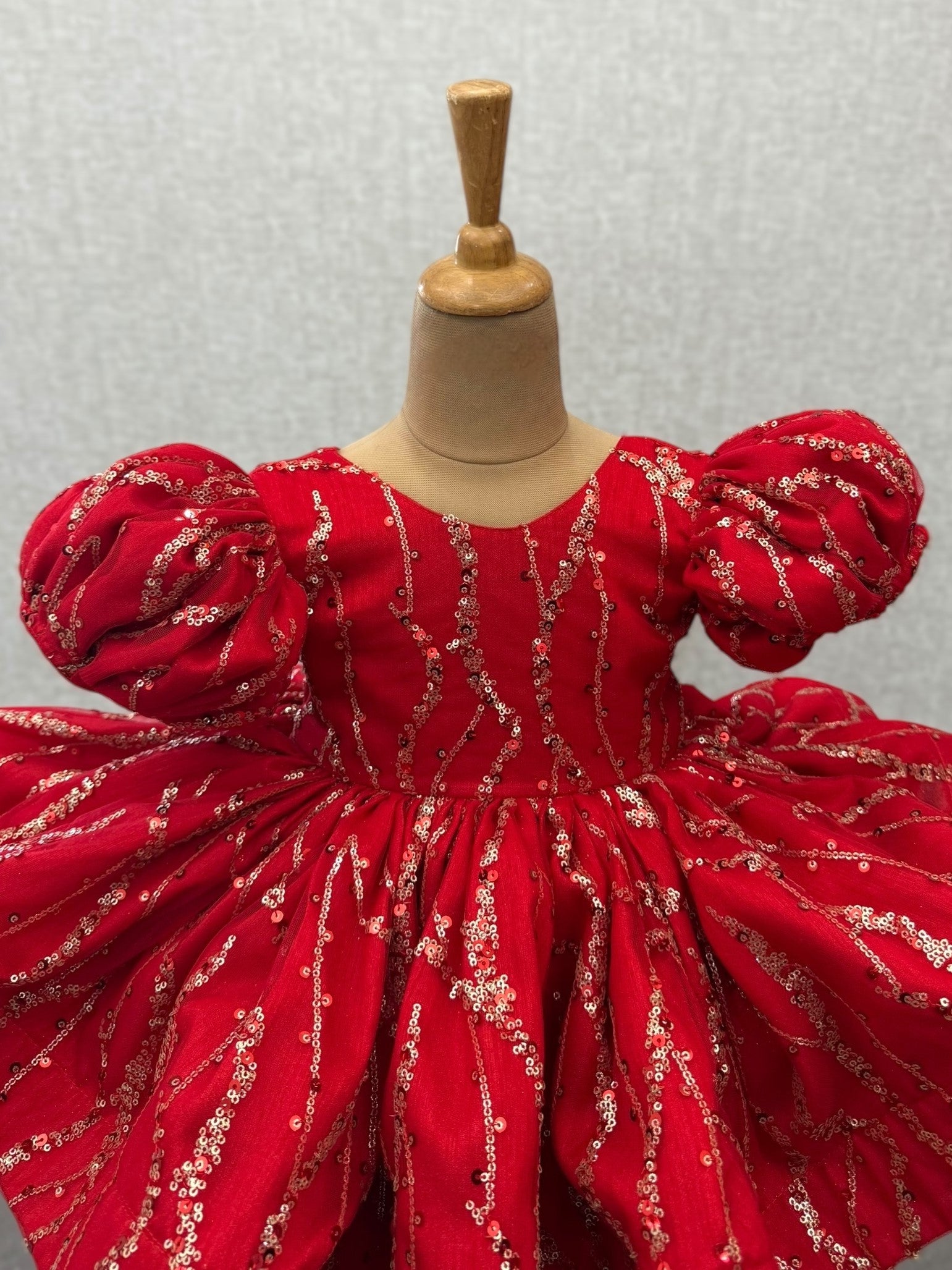 red Royal Mini Gown with puff sleeves