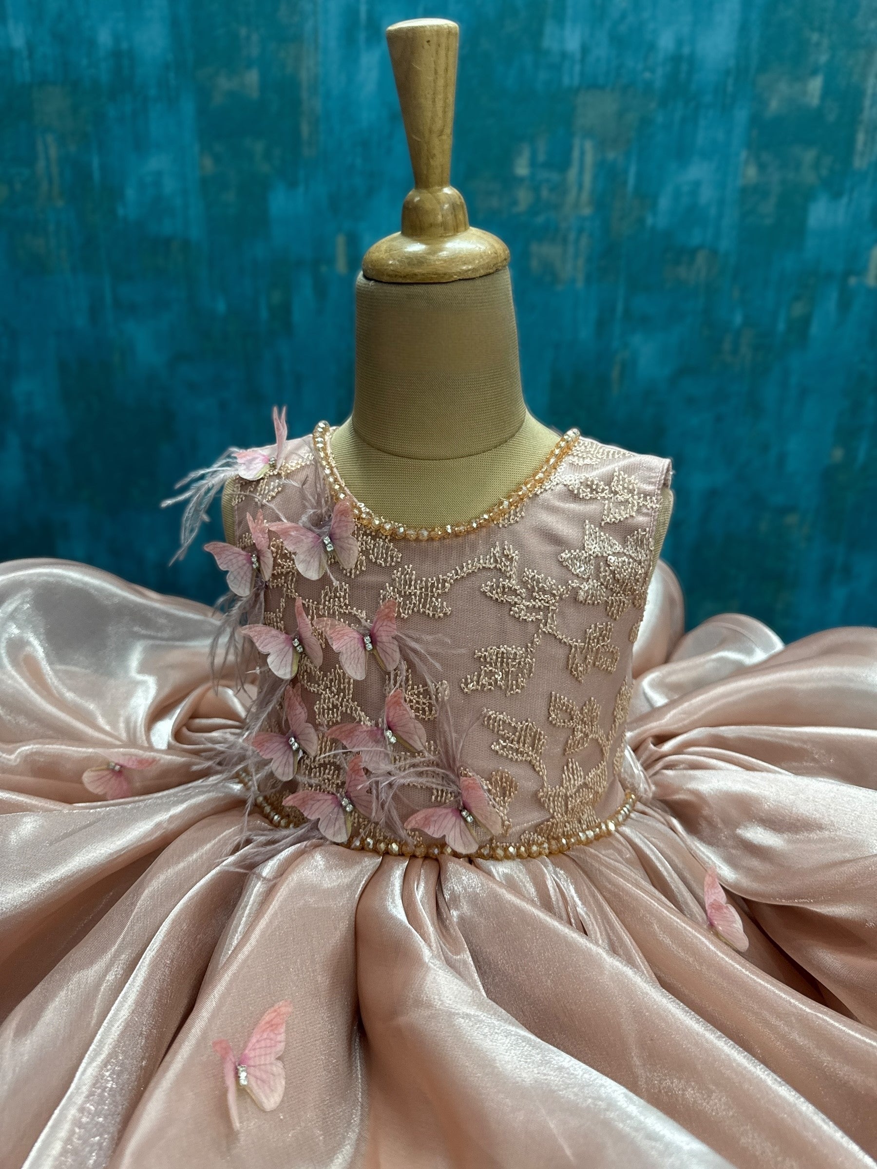 Champagne Bloom Elegance