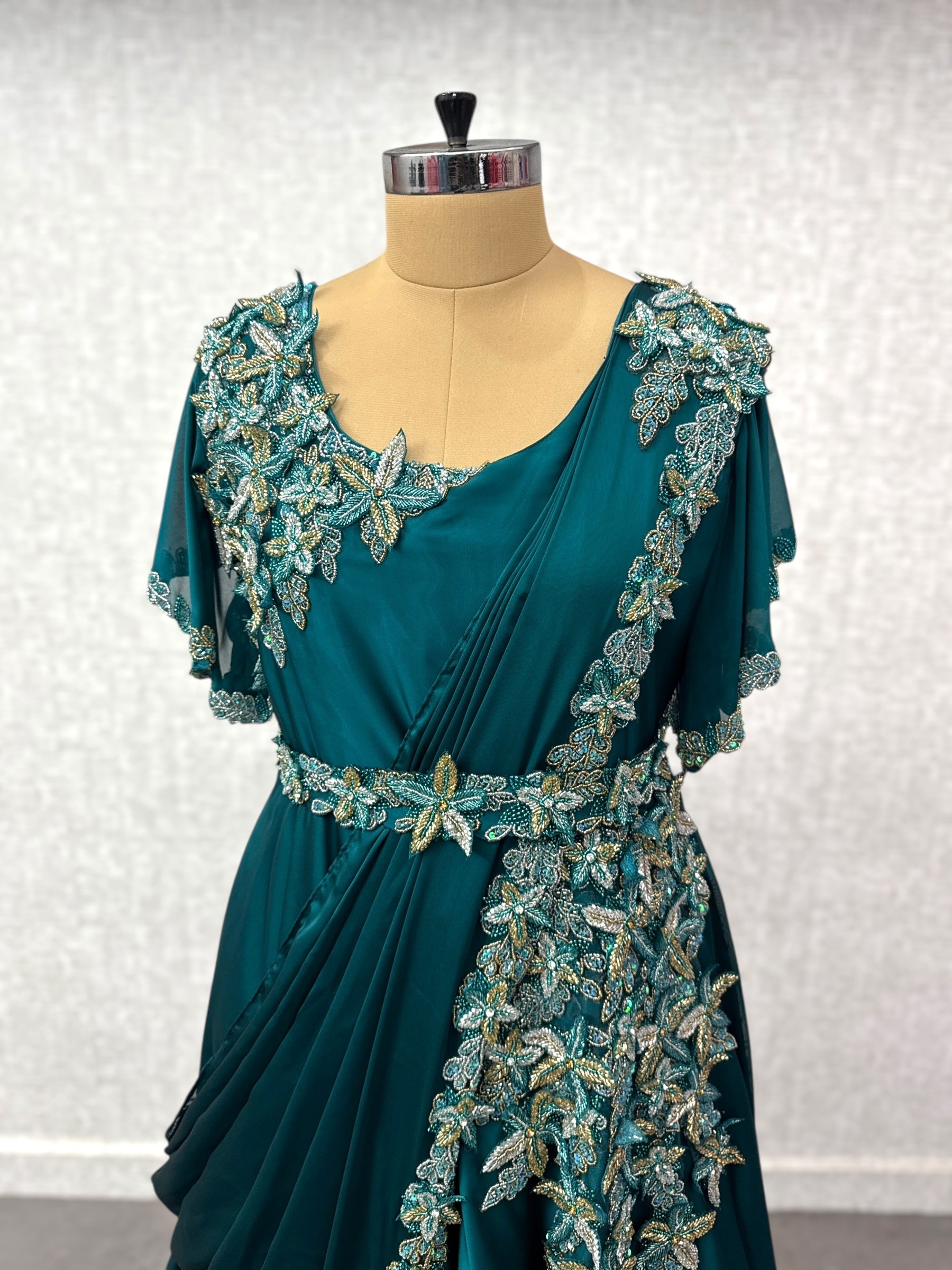 3D Embossed floral saree gown with draped dupatta and waist belt