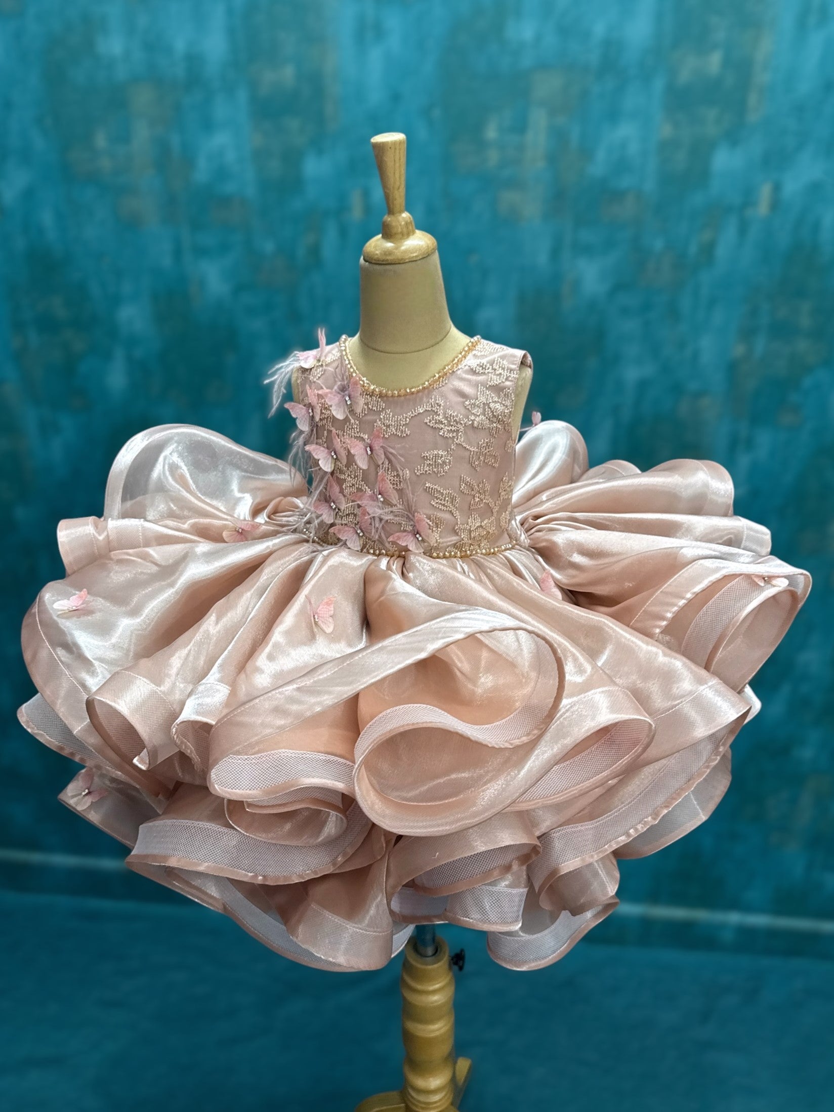 Champagne Bloom Elegance