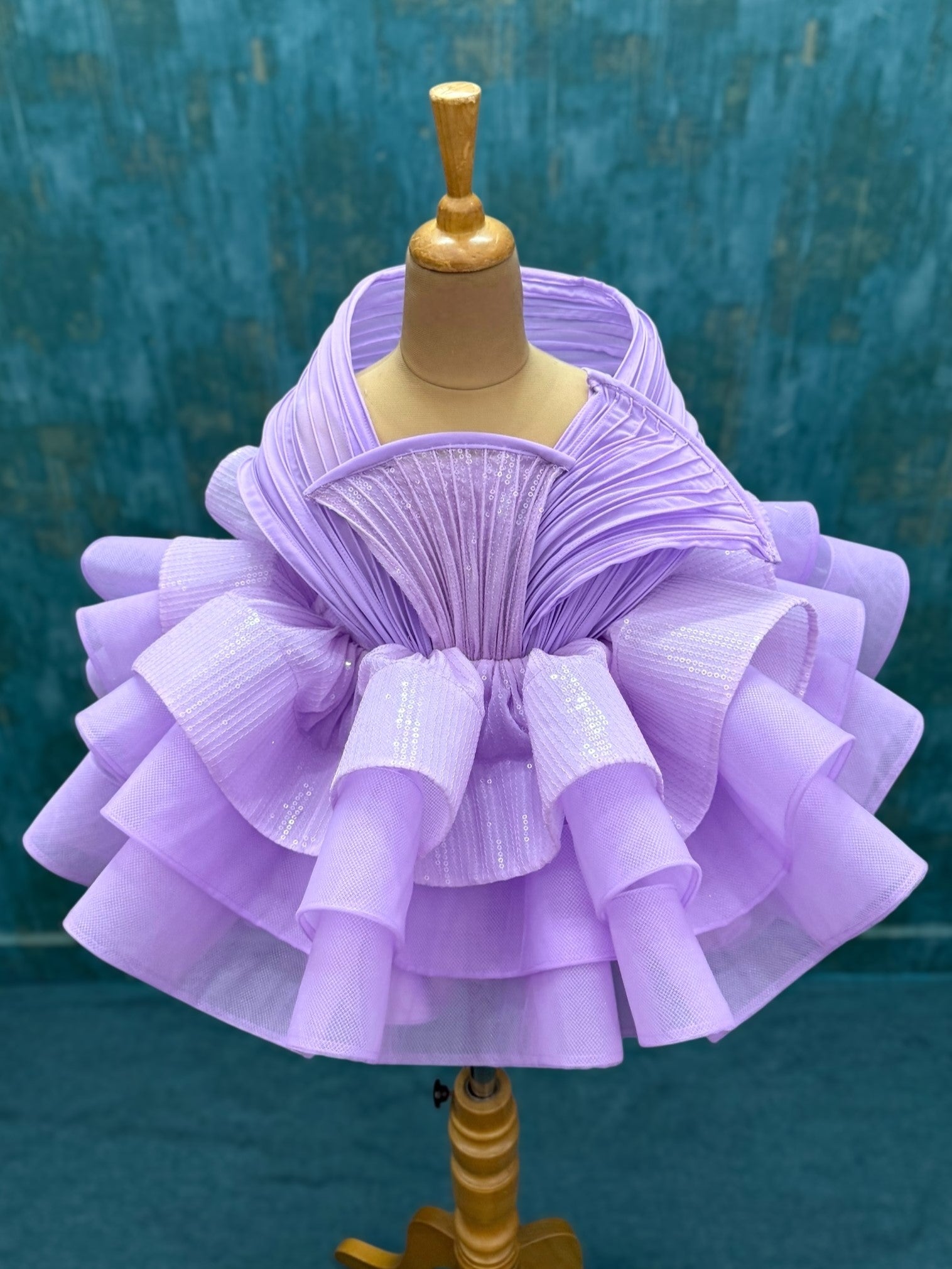 LILAC SEQUIN LAYER GOWN WITH STRUCTURE TOP