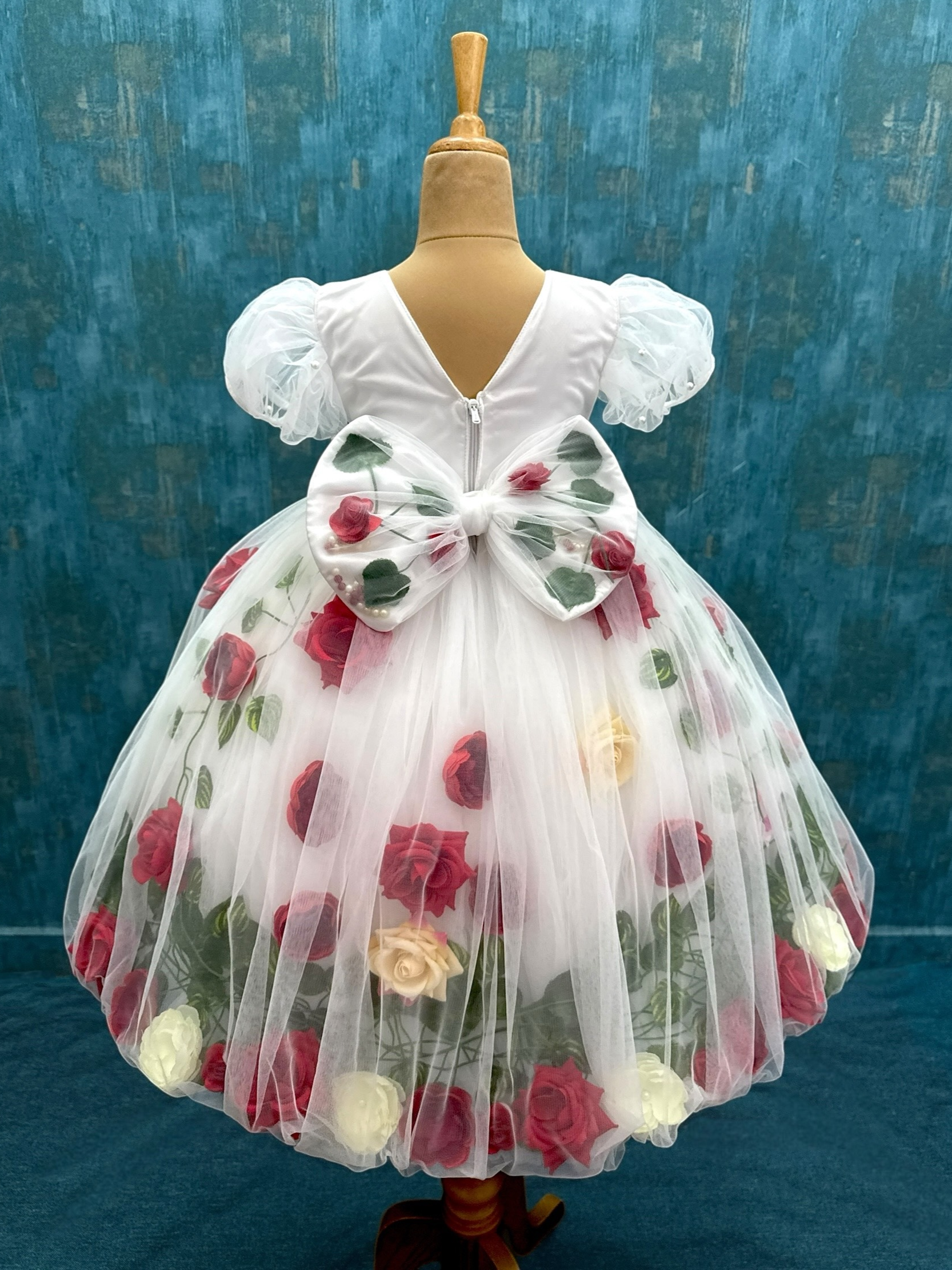 White Floral Embossing Ball Gown With Puff Sleeves